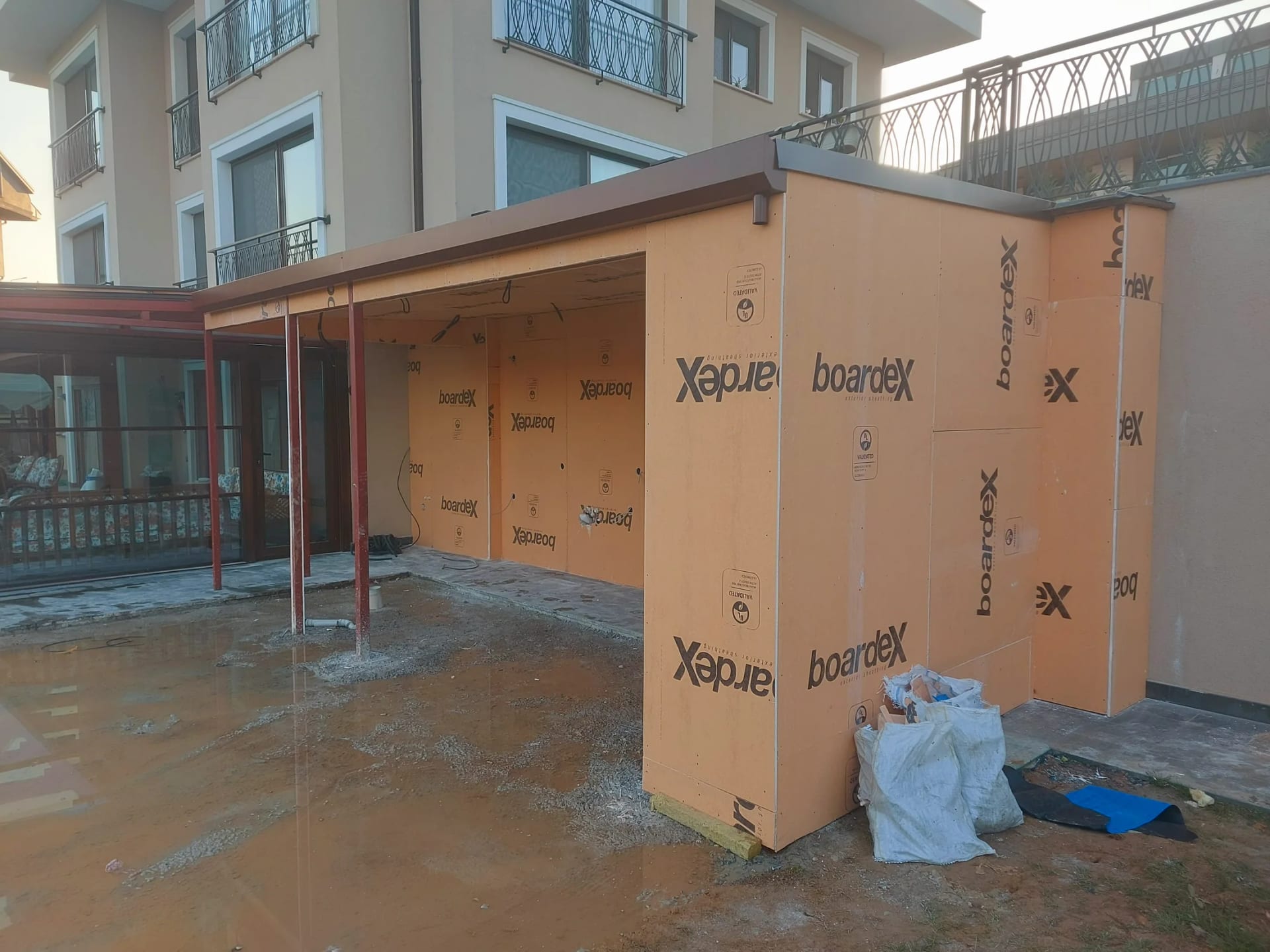 Dış Cephe Levhası Kaplaması — BoardeX® uygulaması — İstanbul, Ekin Yapı Dekorasyon