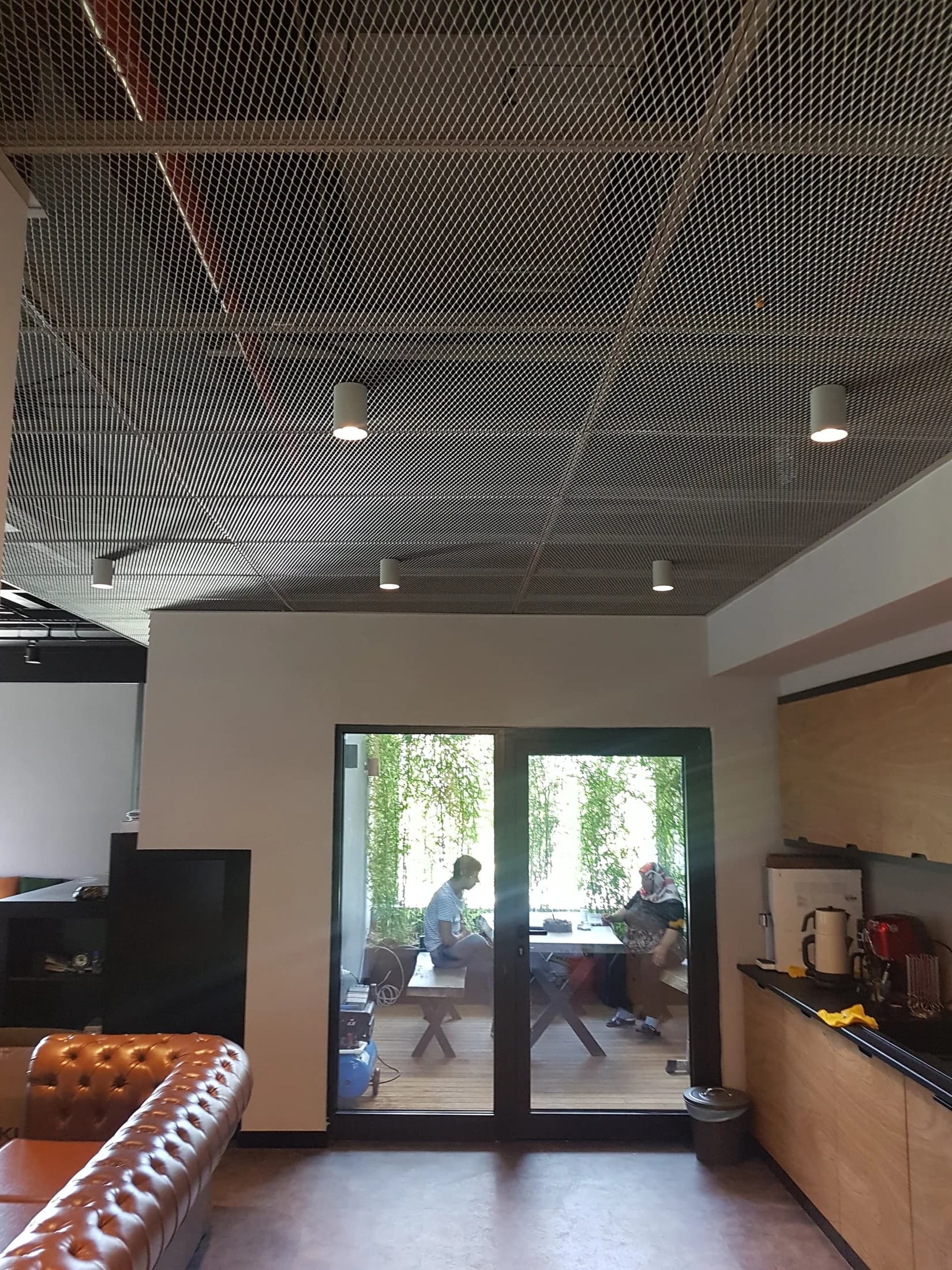 Mesh Metal Asma Tavan uygulaması — İstanbul, Ekin Yapı Dekorasyon