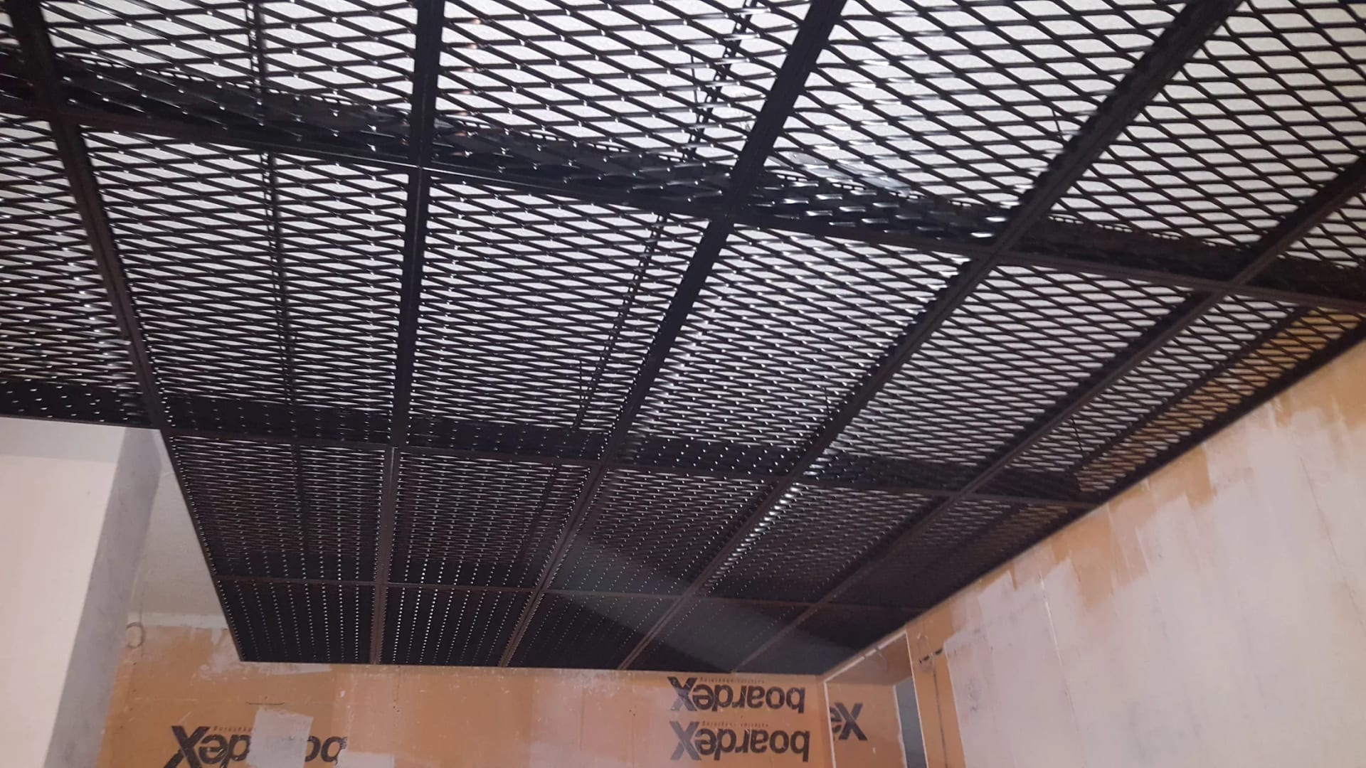 Mesh Metal Asma Tavan uygulaması — İstanbul, Ekin Yapı Dekorasyon — Fotoğraf 3/14