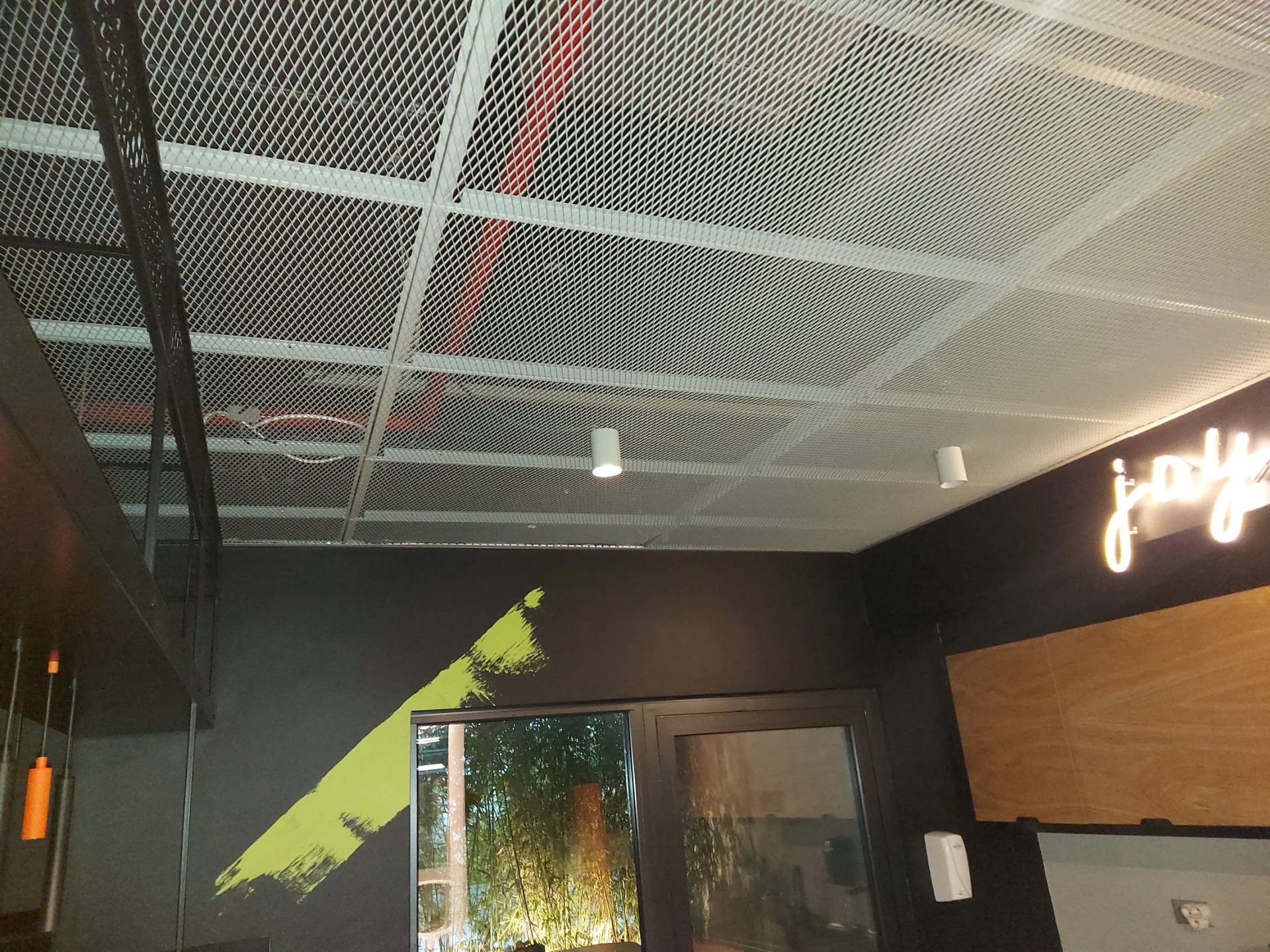 Mesh Metal Asma Tavan uygulaması — İstanbul, Ekin Yapı Dekorasyon — Fotoğraf 11/14