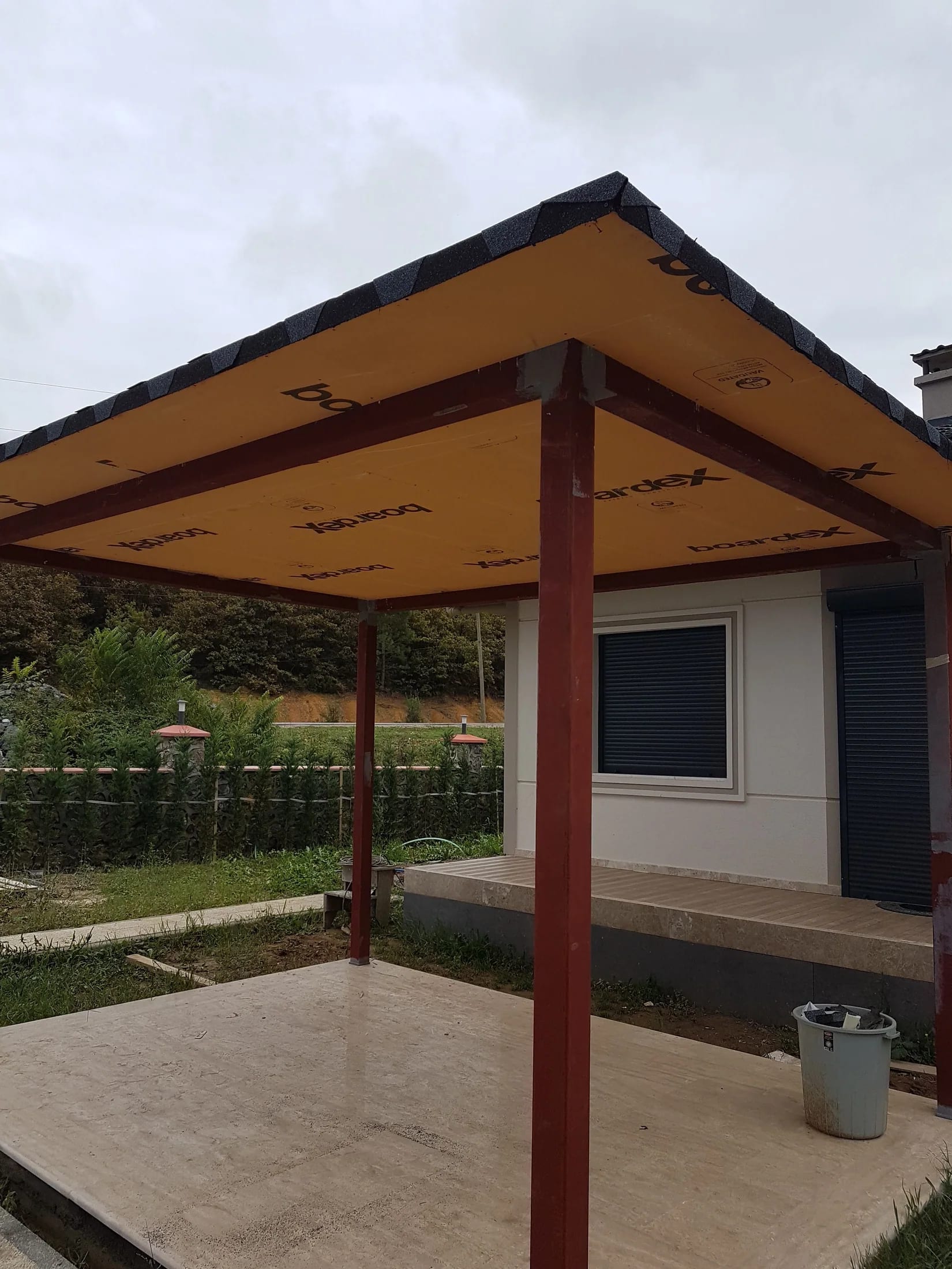 Dış Mekân Pergole ve Tavan uygulaması — İstanbul, Ekin Yapı Dekorasyon — Fotoğraf 6/8