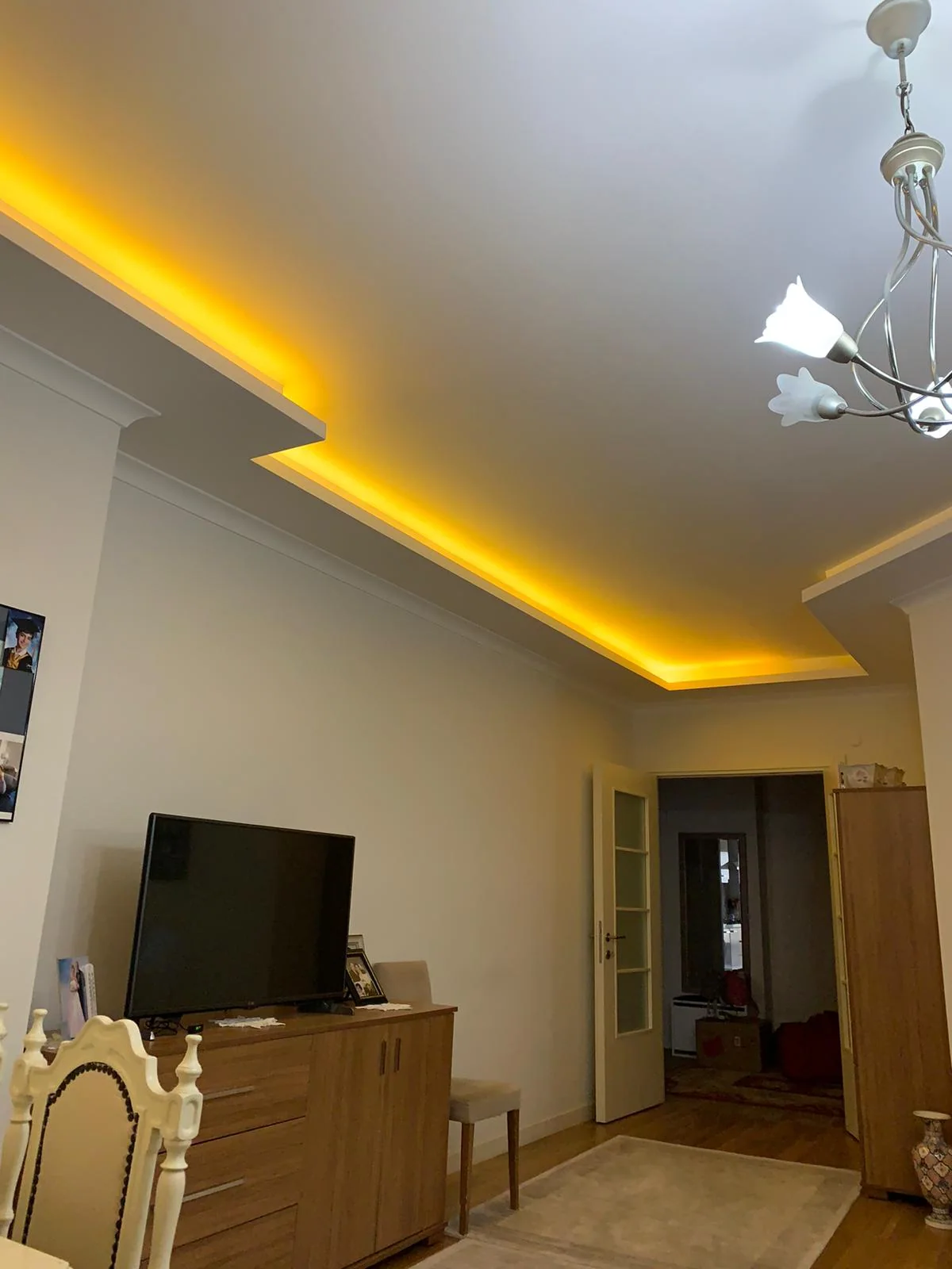 Odalarda Çevre Gizli Işık Bandı uygulaması — İstanbul, Ekin Yapı Dekorasyon — Fotoğraf 16/17
