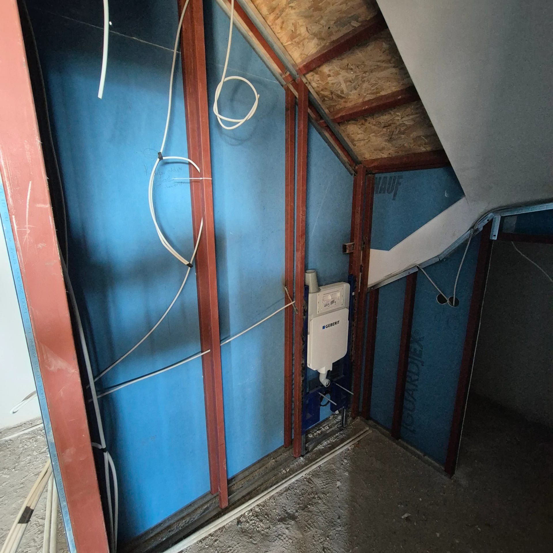 Bölme Duvarda Yapı Levhası — Knauf GUARDEx® uygulaması — İstanbul, Ekin Yapı Dekorasyon — Fotoğraf 2/2